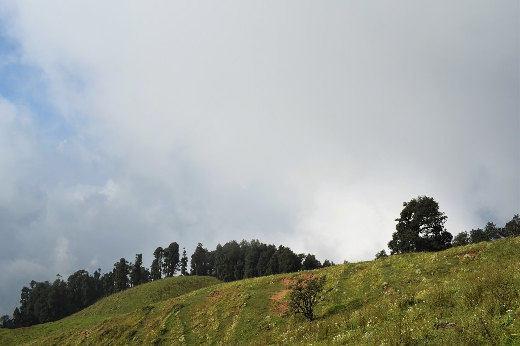 beautiful view on nag tibba trek