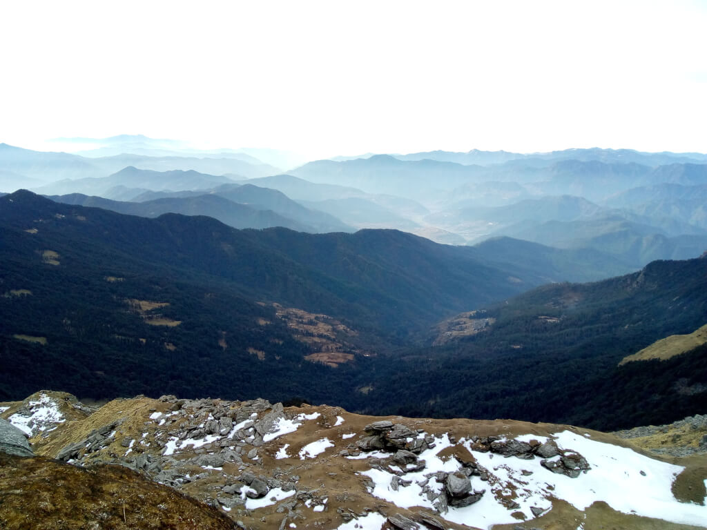 Beautiful view of green mountain from kedarkantha trek