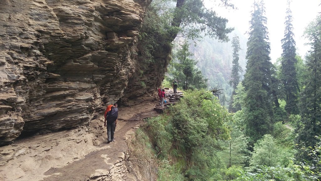 way to rupin pass trek