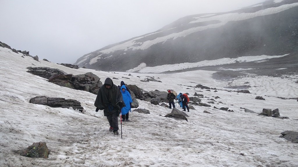 rupin pass trek