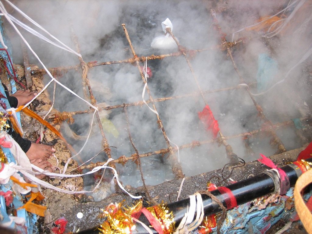 Yamunotri - Hot spring