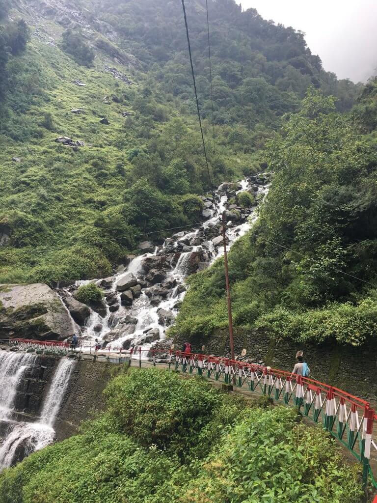 water fall en route of kedarnath