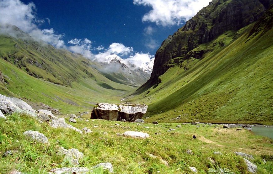 Borasu Pass – Connects Har Ki Dun valley with Baspa Valley