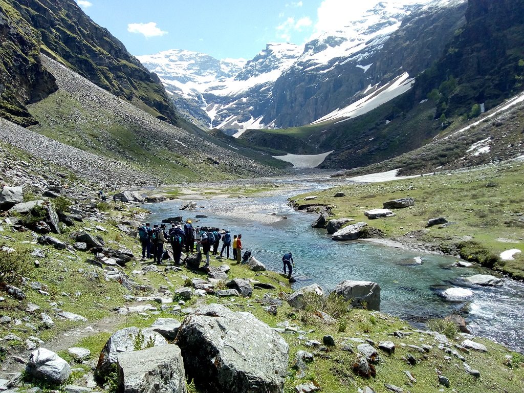 river side on rupin pass trek