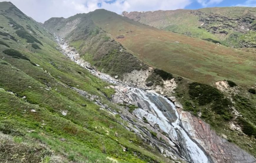 Bhrigu Lake Trek