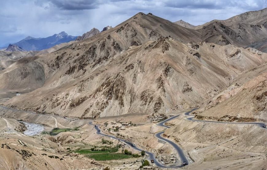 Thrilling Leh Ladakh Tour with Pangong Lake